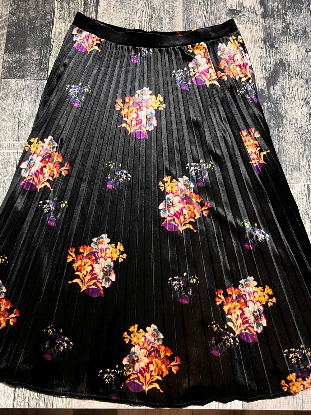 Anthropologie maeve floral velvet pleated skirt
